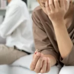 Küçük Düşürücü Suç İşleme ve Haysiyetsiz Hayat Sürme Nedeniyle Boşanma Davası 2 Küçük düşürücü suç işleme ve haysiyetsiz hayat sürme nedeniyle boşanma davası, TMK 163, adalet terazisi ve boşanma dilekçesi